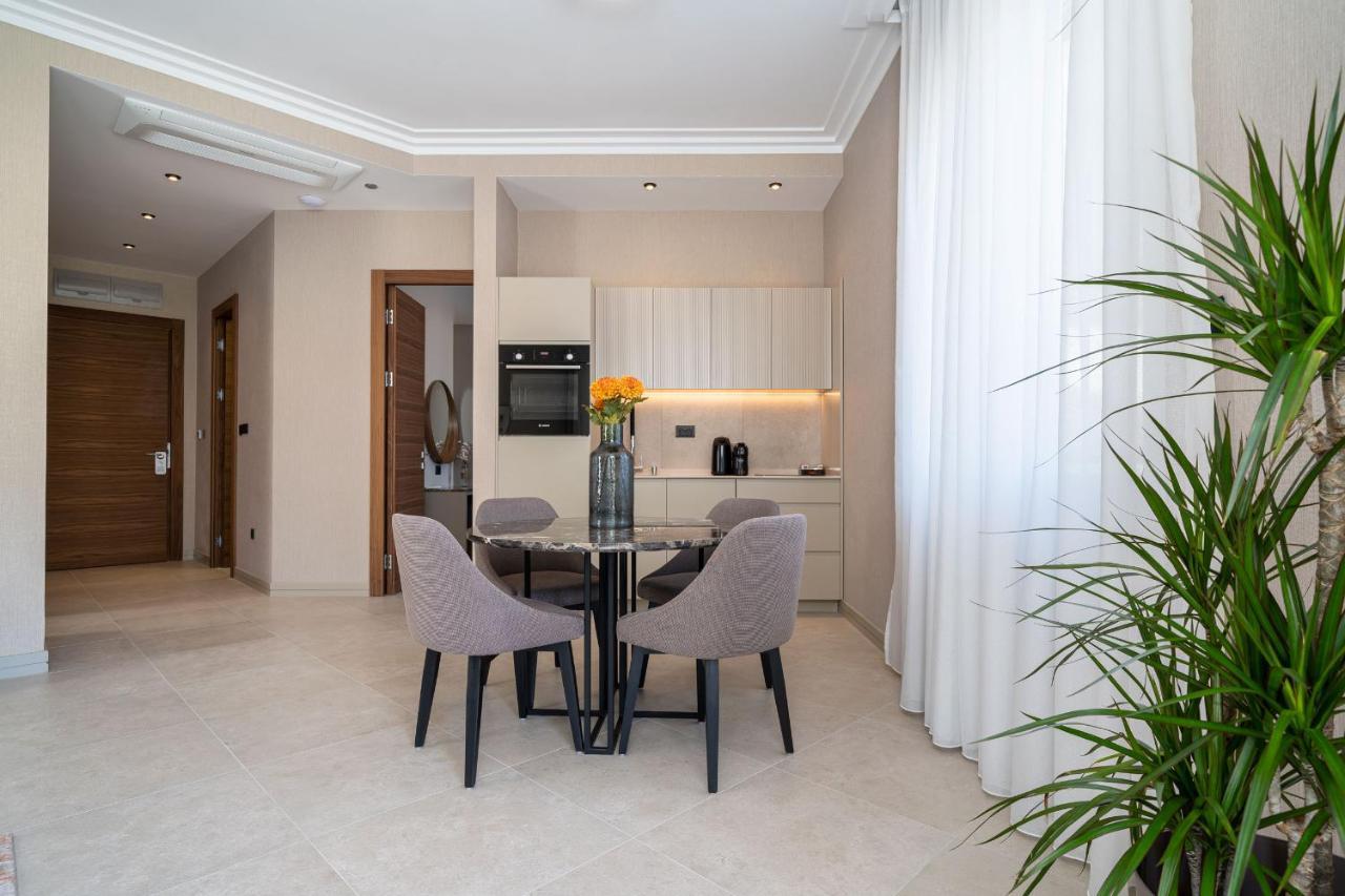 C Group Apartments Kotor Kültér fotó