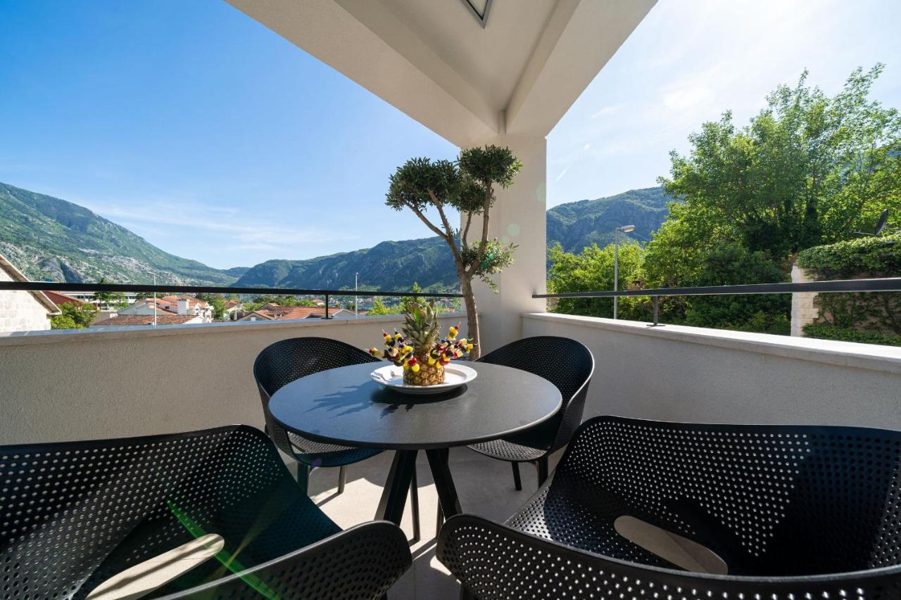 C Group Apartments Kotor Kültér fotó